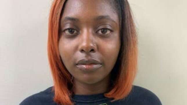 Image for article titled Woman Indicted for Fetus's Death After Being Shot Files Motion to Dismiss Charges
