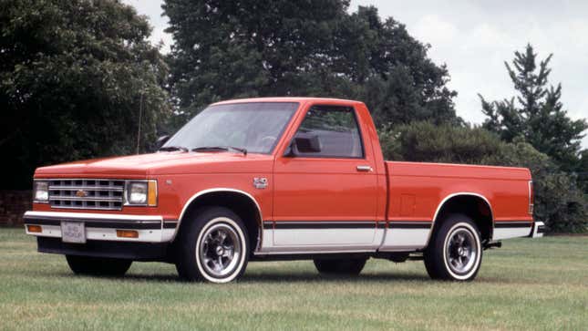 This is not my S-10, but I wish it was. 