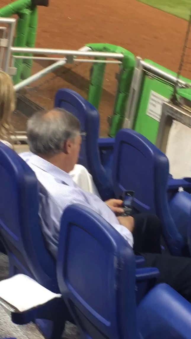 Jeffrey Loria Uses A Flip Phone