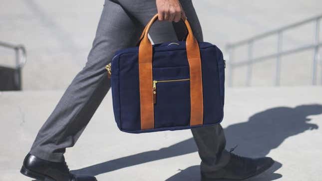 Image for article titled The Best “Personal Item” Bags For Traveling