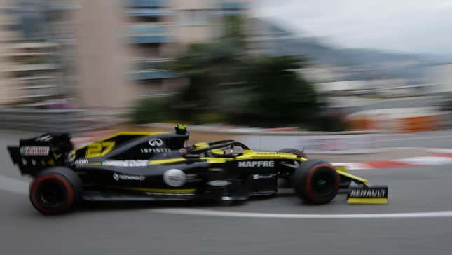 Image for article titled Renault F1 Says It Already Hit 1000 HP This Season