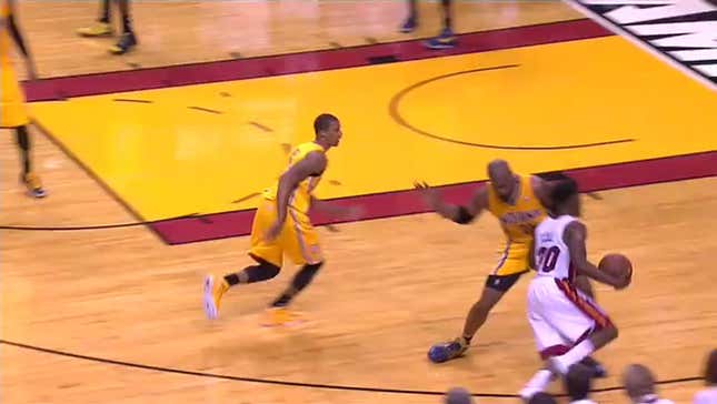 Norris Cole Gave David West A Mighty Forearm Shiver To The Balls