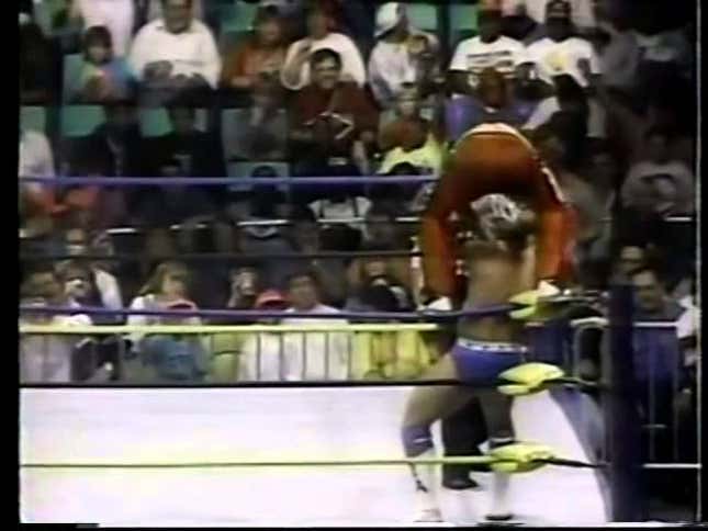Hank Aaron Sparked Pro Wrestling's First Major Racism Story 25 Years Ago<em></em>