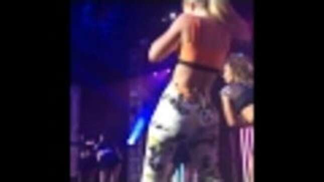 Iggy Azalea Falls Off Stage at Pre-VMAs Show, Recovers Like a Champ
