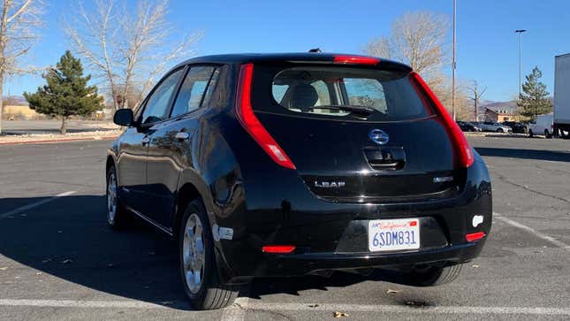 Image for article titled My $2,000 Nissan Leaf Looks Way Better After I Painted The Taillights Red