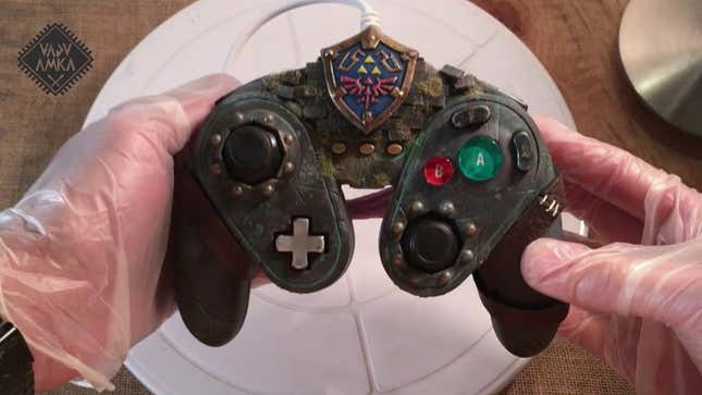 <i>Zelda </i>Controller Is The Hero Of Our Time