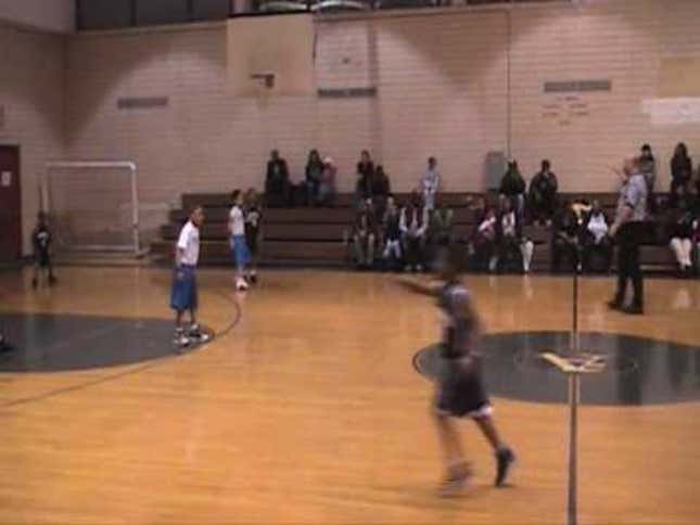 Little League Pitcher Mo'ne Davis Can Also Break Ankles In Basketball