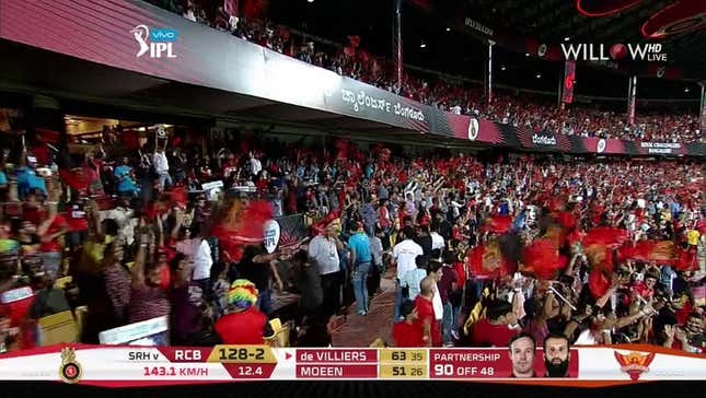 Announcers Go Nuts As AB de Villiers Jacks Huge Dinger Right Out Of The Stadium<em></em>