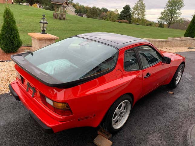 Image for article titled At $2,500, Would You Choose A Path For This 1987 Porsche 944 Project?