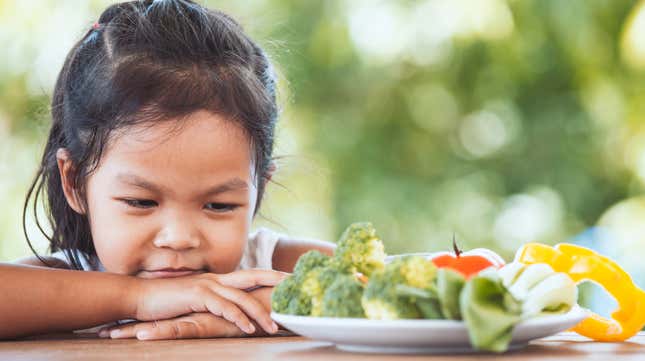 Image for article titled Survey claims America’s favorite vegetable is broccoli and we call B.S.