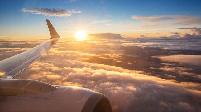Save Money by Buying Thanksgiving Airline Tickets in November