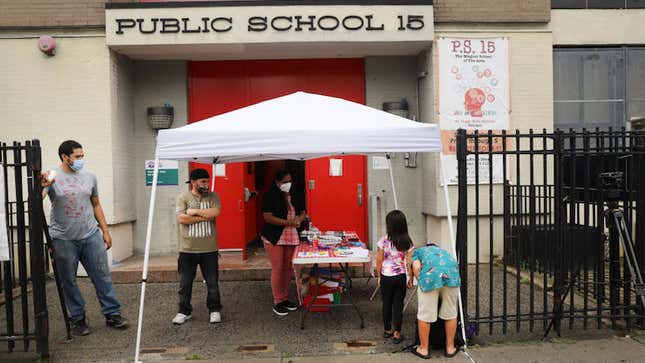 The outdoor learning demonstration at Public School 15 in New York City was held on the street in front of the school.
