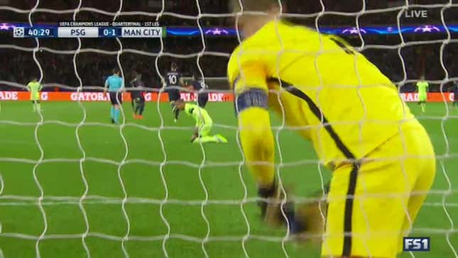 Manchester City Gift-Wrap Game-Tying Goal For PSG