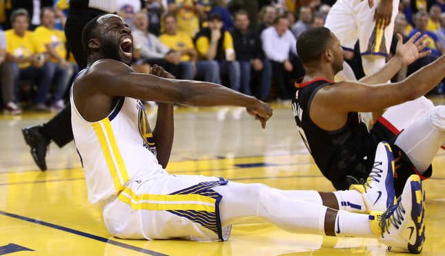 Image for article titled Warriors Dodge A Whole Hailstorm Of Bullets, Hold Off Rockets In Game 5