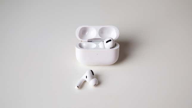 Image for article titled Looks Like We May See Redesigned AirPods and Smaller AirPods Pro in 2021