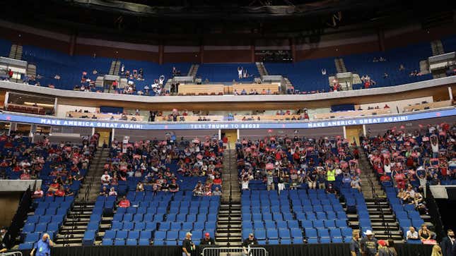 Image for article titled Surprise, Trump's Tulsa Rally Probably Caused a Spike in New Coronavirus Cases in the County