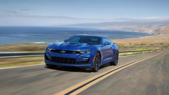 The 2020 Chevrolet Camaro SS’ face. 