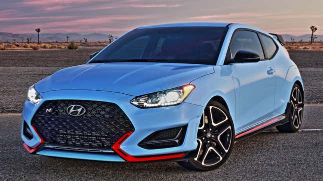 Image for article titled My Old Kia Rondo Has Got To Go! What Car Should I Buy?
