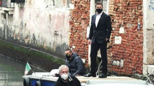 Tom Cruise Reportedly Launched Into Yet Another Tirade Against <i>Mission Impossible</i> Crew, 5 Members Quit