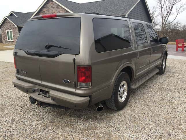 Image for article titled At $8,000, Could This 2003 Ford Excursion Limited 7.3 Be A Pretty Big Deal?