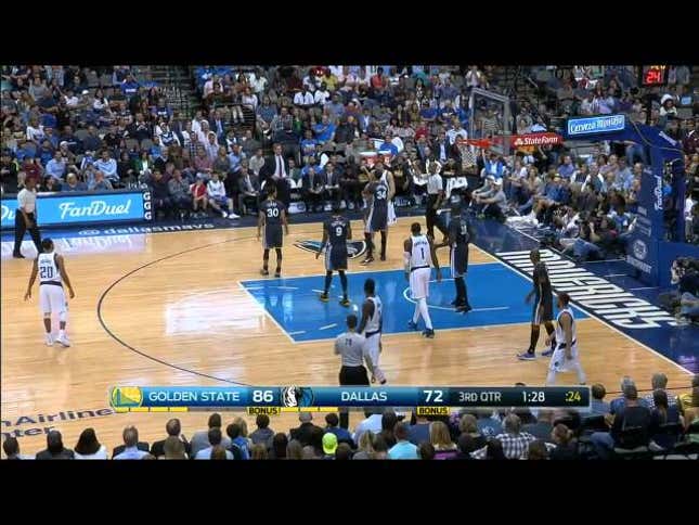 Shaun Livingston Swings His Arm Into Dirk Nowitzki's Junk