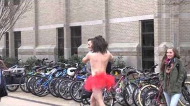 A Notre Dame Student Recreated Sia's 'Chandelier' Video on Campus