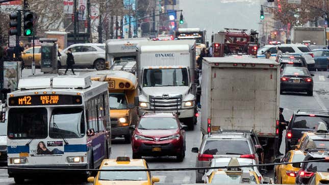 Yes I know the M42 runs across 42nd St and this article is about the M14 across 14th St but you’d be surprised how few photos there are of the M14.