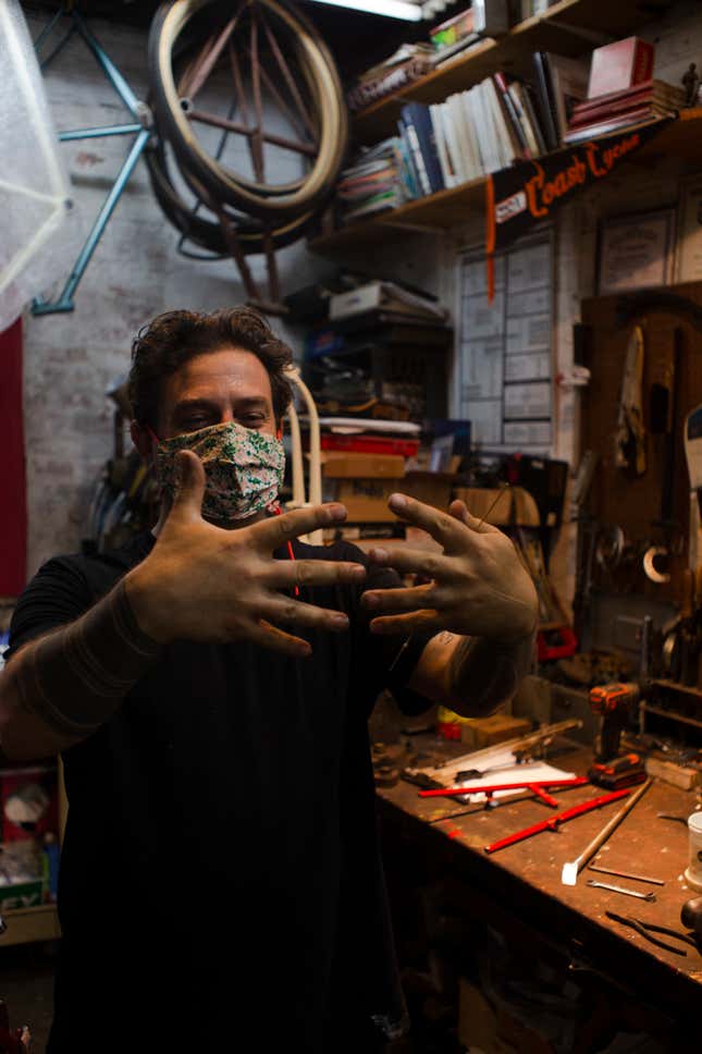 Image for article titled How To Braze A Broken Old Schwinn Mountain Bike's $150 Frame Back Together