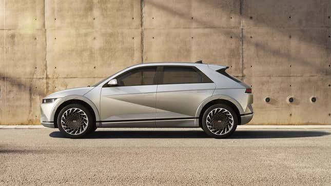 Image for article titled The Ioniq 5 Heralds Hyundai&#39;s EV Future With Retro Flair