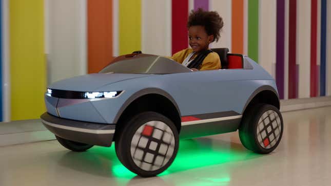 Image for article titled Hyundai Made This Minicar For A Children&#39;s Hospital And It Completely Rules