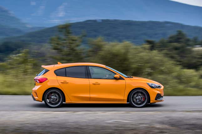 The 2019 Ford Focus ST Is Fun But No Hardcore Monster