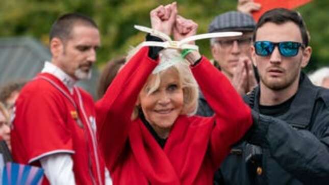Multitasker Jane Fonda Can Accept Awards and Get Arrested at the Same Time