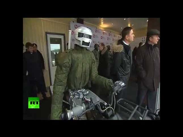Putin Looks Disappointed With Russia's Latest Robot