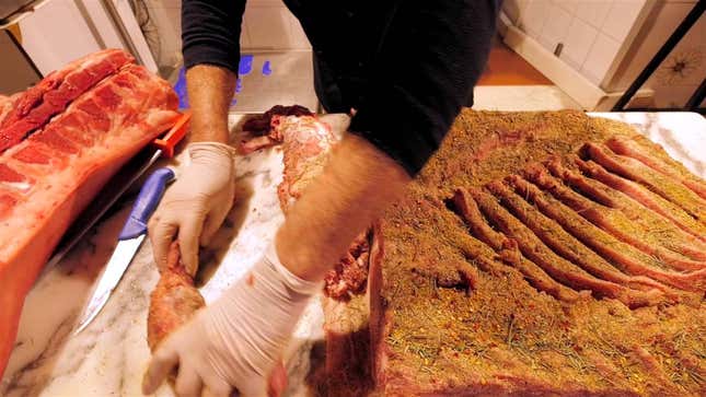 Last Call: Italy's best porchetta and <i>Serial</i>'s very different season 3 trailer<em></em>