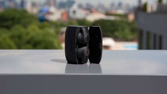 Image for article titled I'm Amazed By How Much I Love These Earbuds