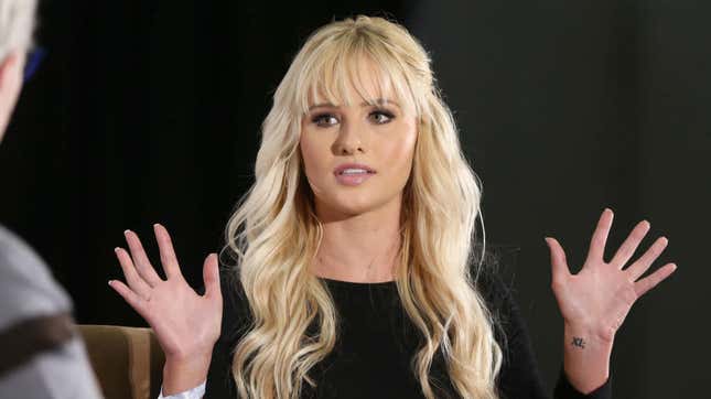 Image for article titled Tomi Lahren Says Her New Leggings Represent 'Freedom' and 'the Bill of Rights'