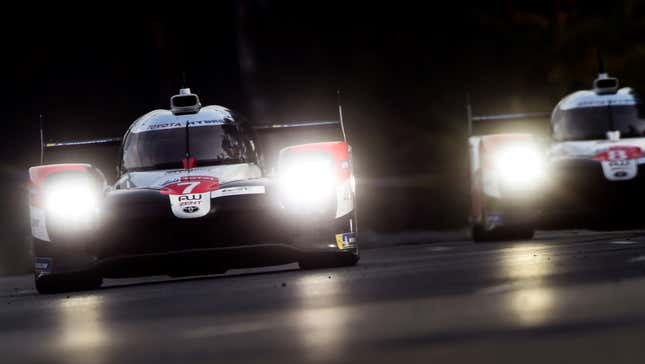 Image for article titled 2020 24 Hours of Le Mans, 8 Hours In: Toyota Maintains Dominance