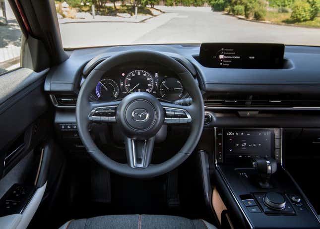 Image for article titled Here Are What You Think The Best Car Interiors Are