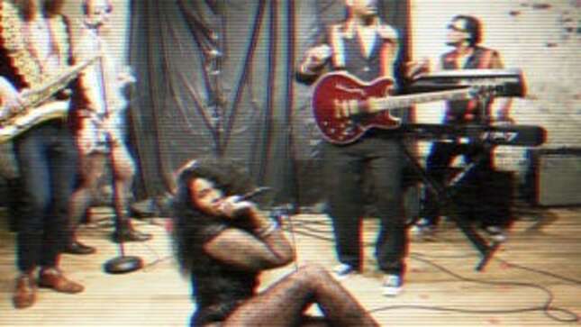 ​Y/N: Jean Grae Gets Awkwardly Sexy, Nicole Scherzinger Channels Ciara