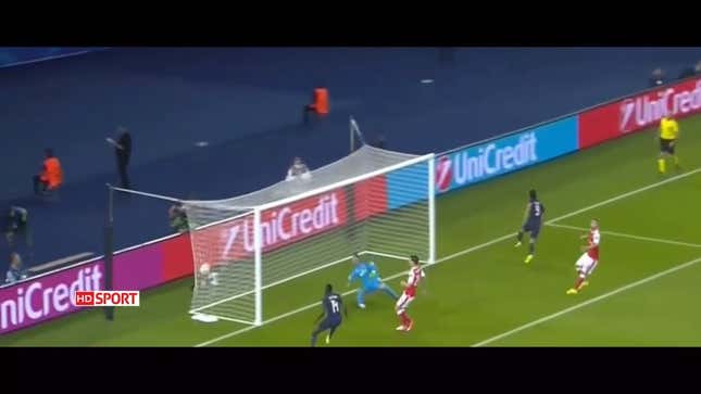 Edinson Cavani Is A Hero