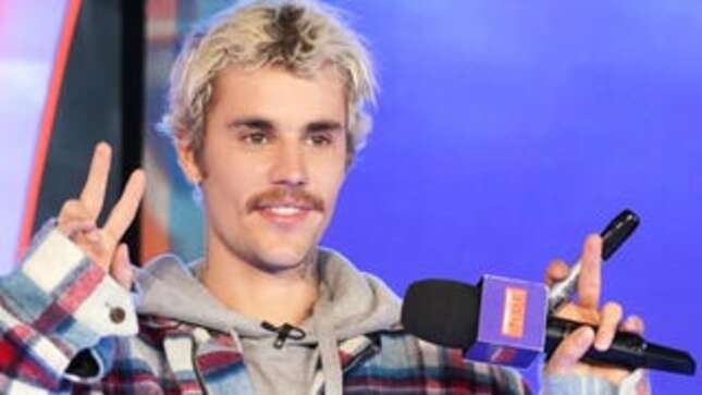 Justin Bieber's Cat's Escape Thwarted by Sandra Lee