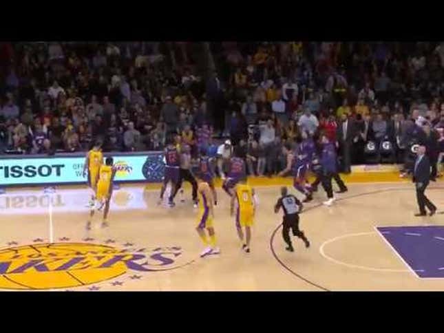 Lonzo Ball's General Passivity Extends Even To Helping A Teammate In A Fight