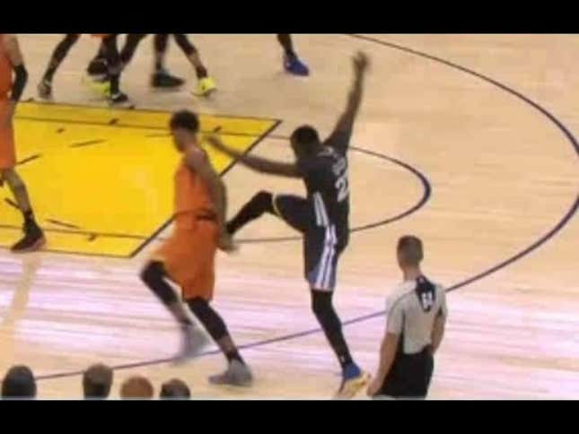 Draymond Green Denounces Kelly Olynyk For Dirty Play, Somehow Does Not Choke On The Irony<em></em>