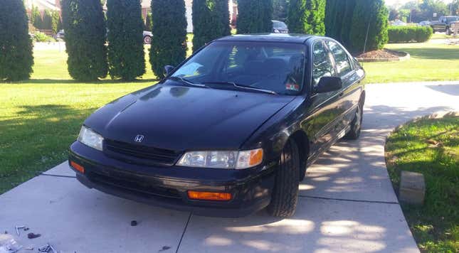 Image for article titled I'm Tired of Daily Driving a Shitbox So I'm Hunting for a Decent Winter Car