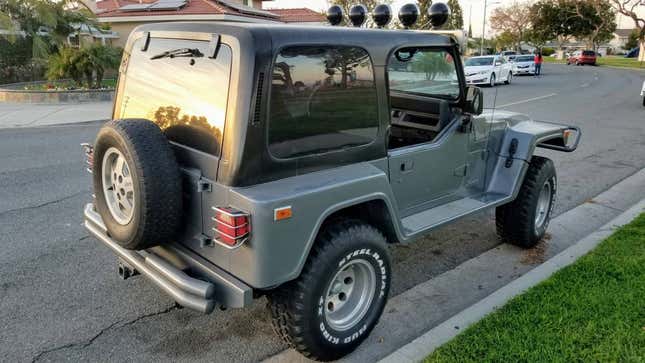 Image for article titled At $7,500, Will This 1991 Jeep YJ “Landrunner” Land a Buyer?