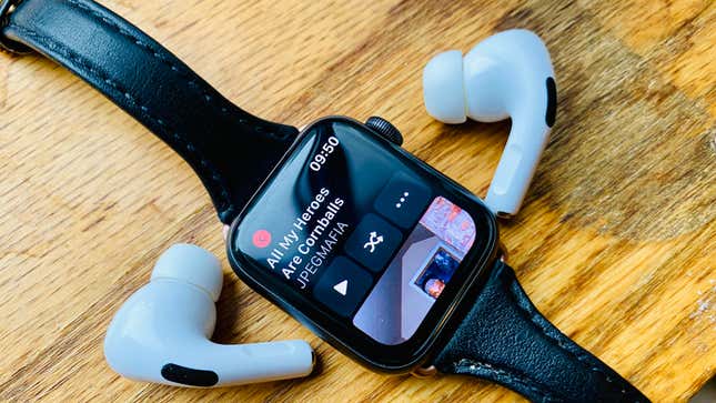 Image for article titled How to Listen to Your Music on Any Smartwatch