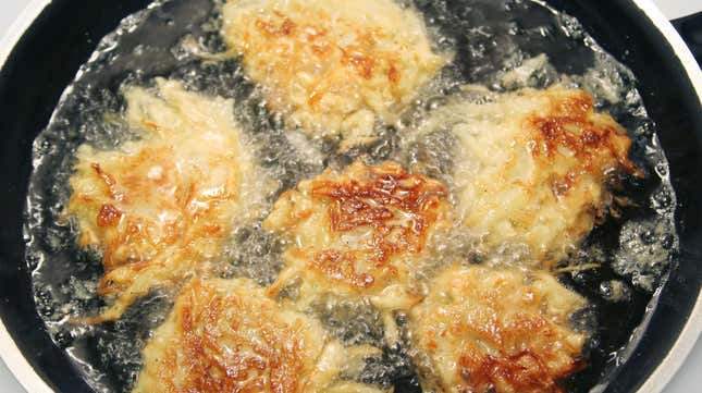Image for article titled Last Call: What foods and drinks make this the most wonderful time of the year?