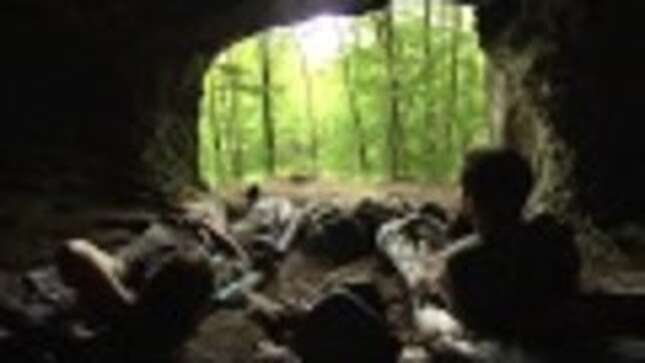 Shirtless Zac Efron to Join Bear Grylls on His New Show