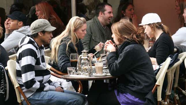 Image for article titled Determined Restaurant Patrons Tough It Out On Chilly Patio