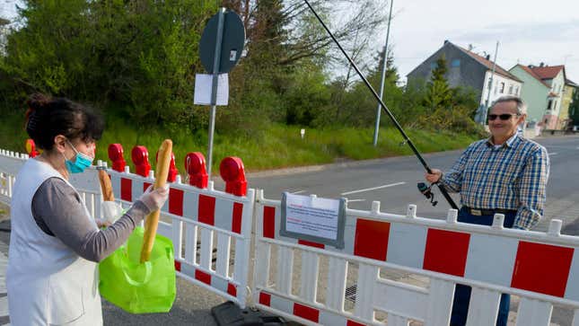 Image for article titled Not even social distancing and closed borders can keep Germans from their daily baguettes